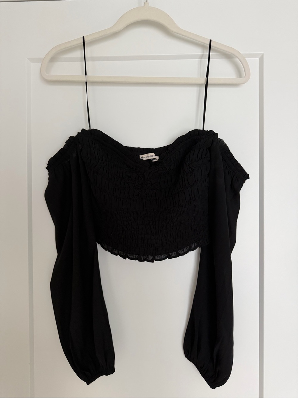 Abercrombie & Fitch Black Off-Shoulder Smocked Crop Top